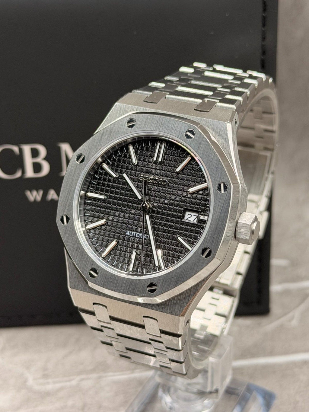 Royal Oak Black