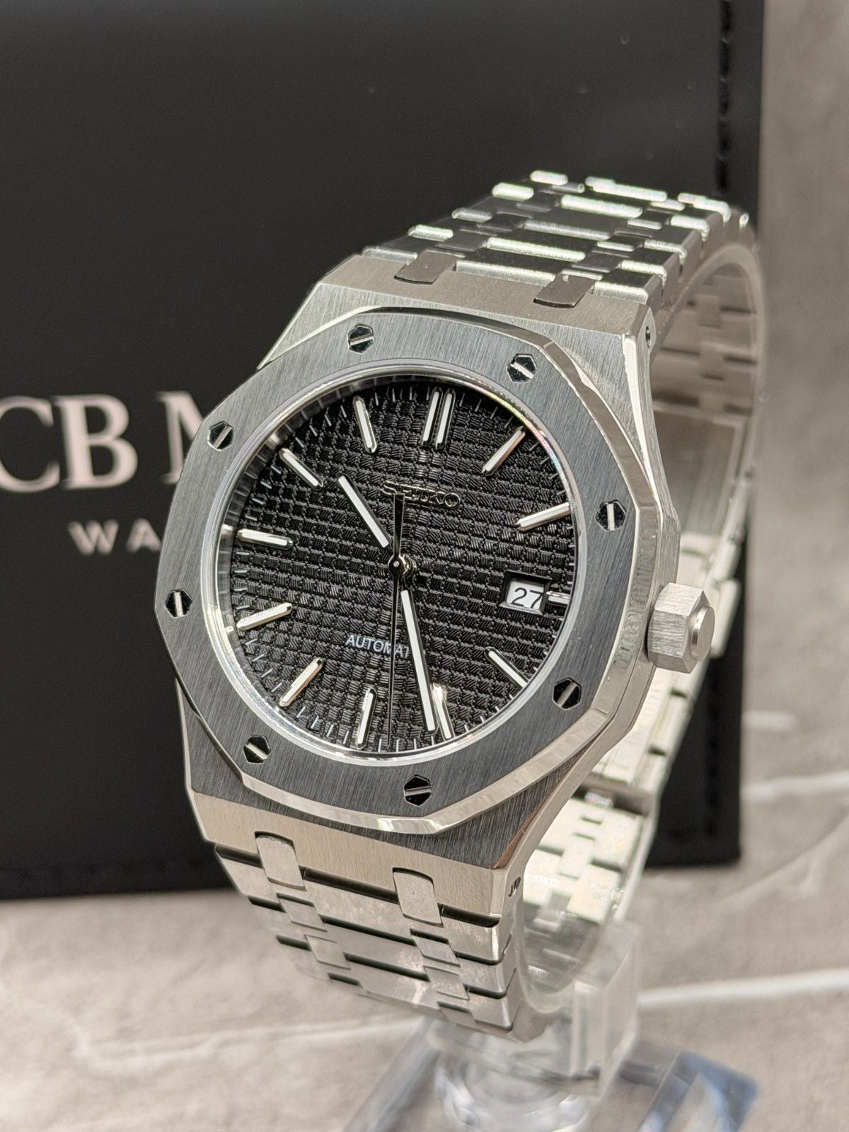 Royal Oak Black