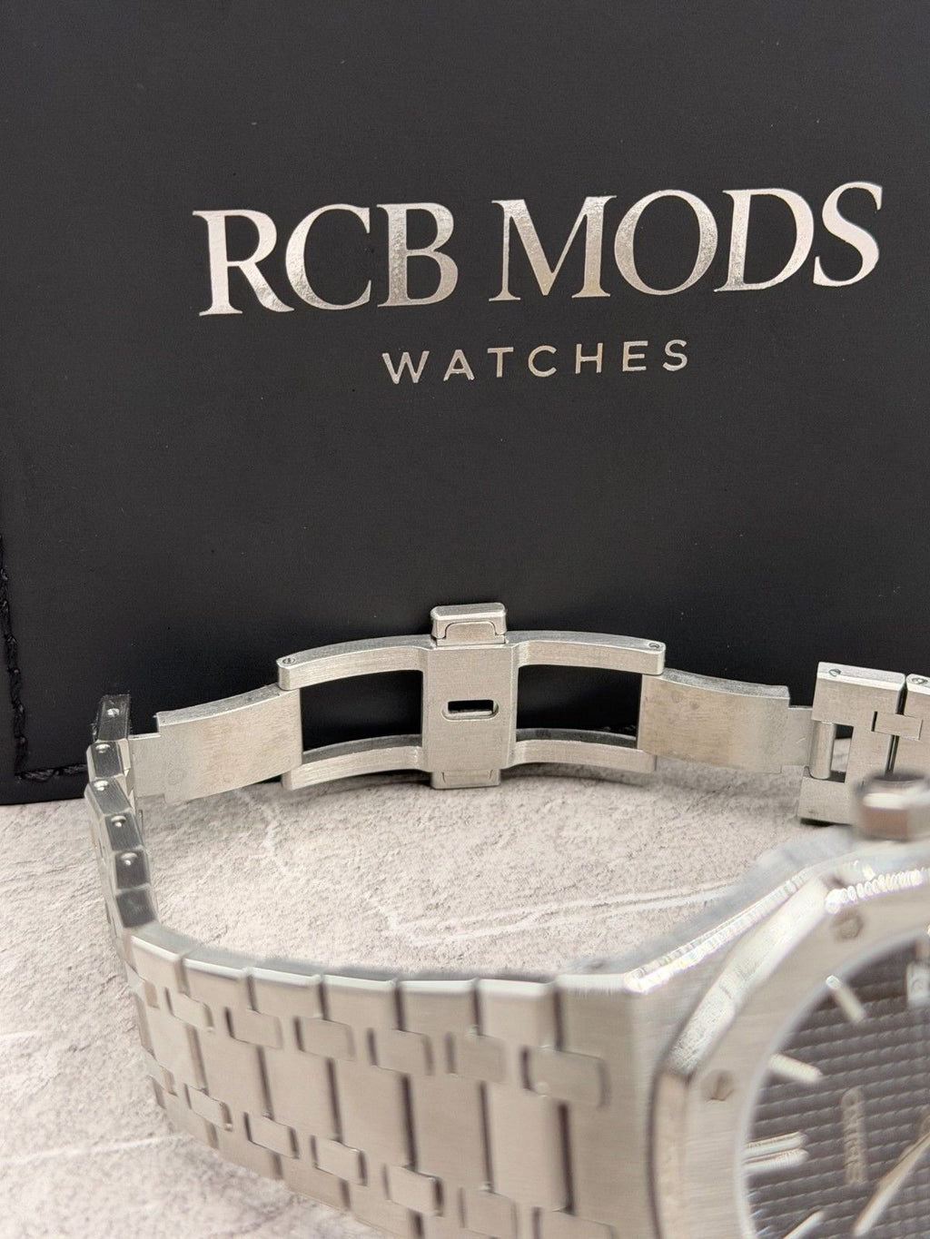 Royal Oak Black