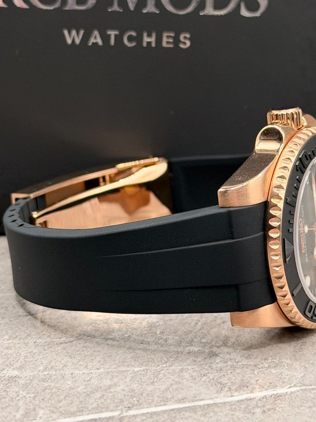 Yatcheiko Master Rose Gold Black