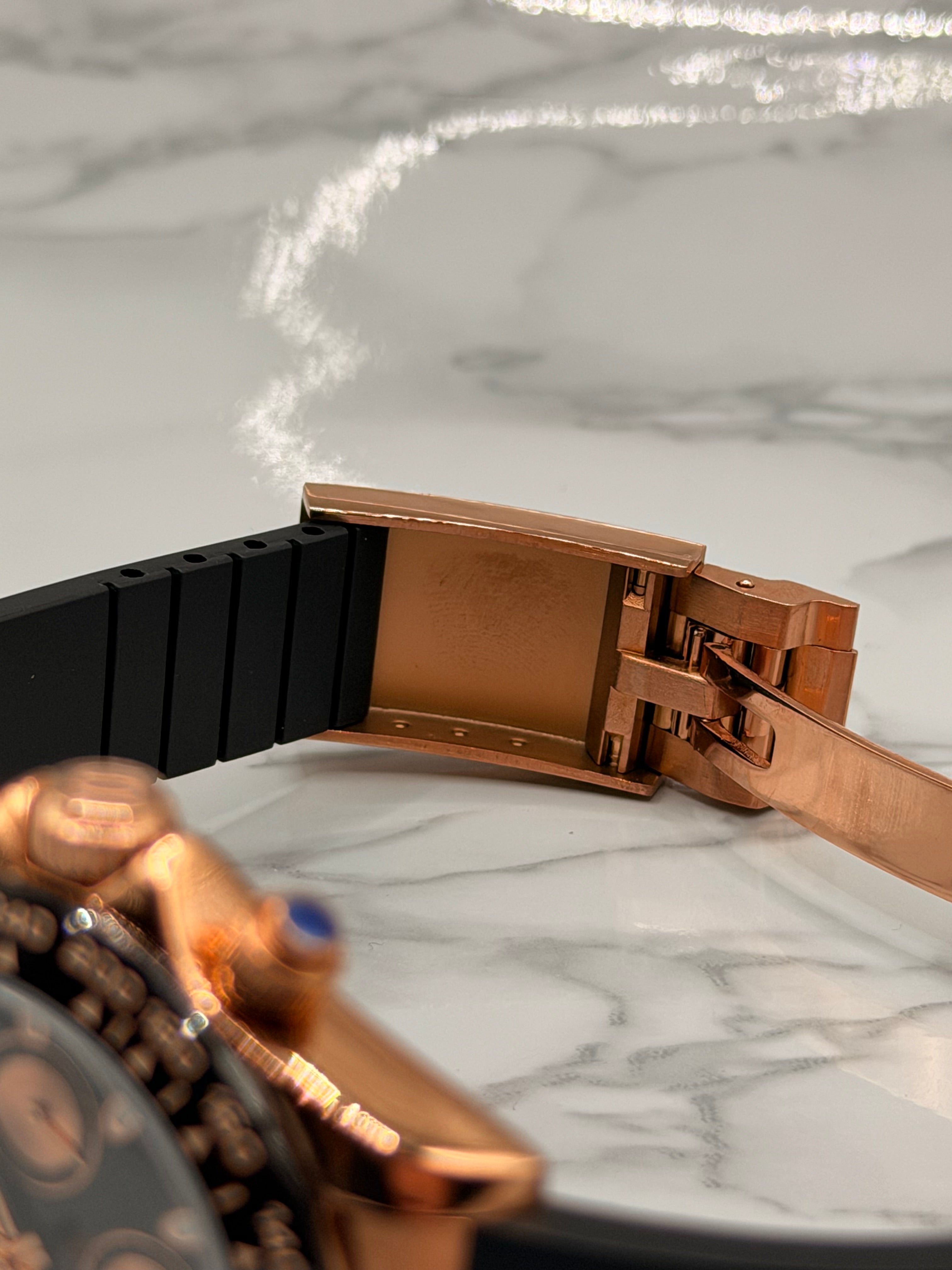 Seitona Rose Gold Black
