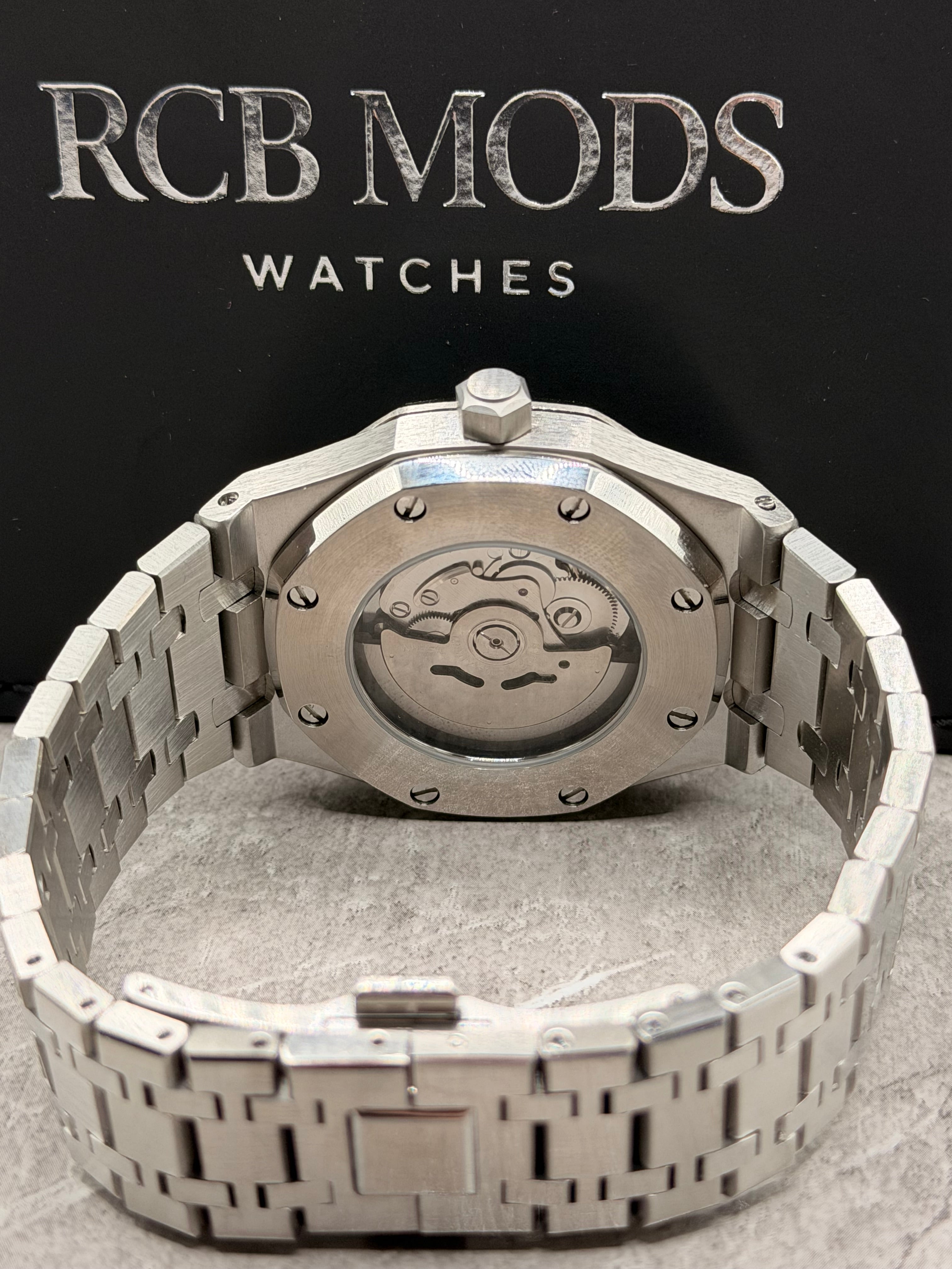 Royal Oak White