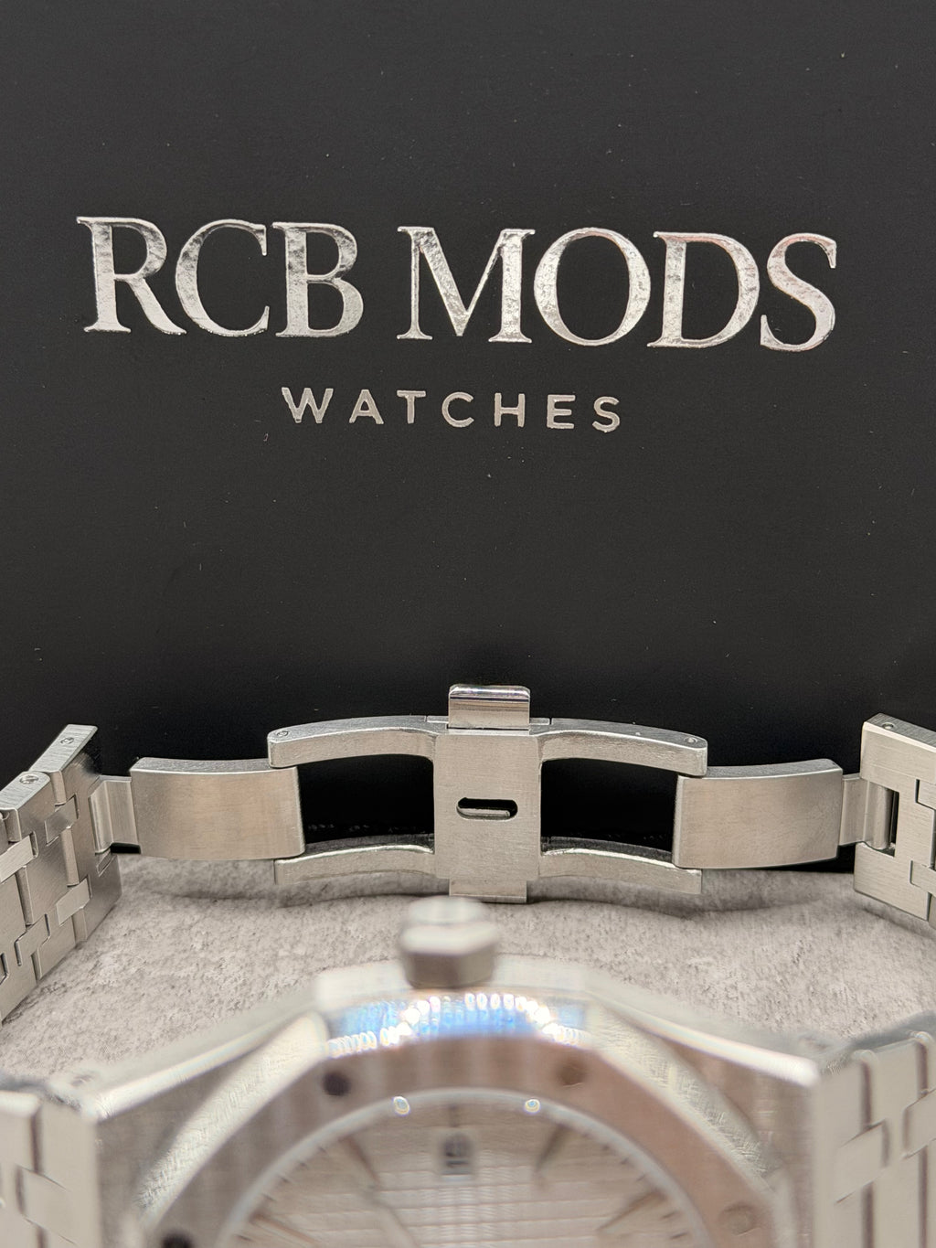 Royal Oak White