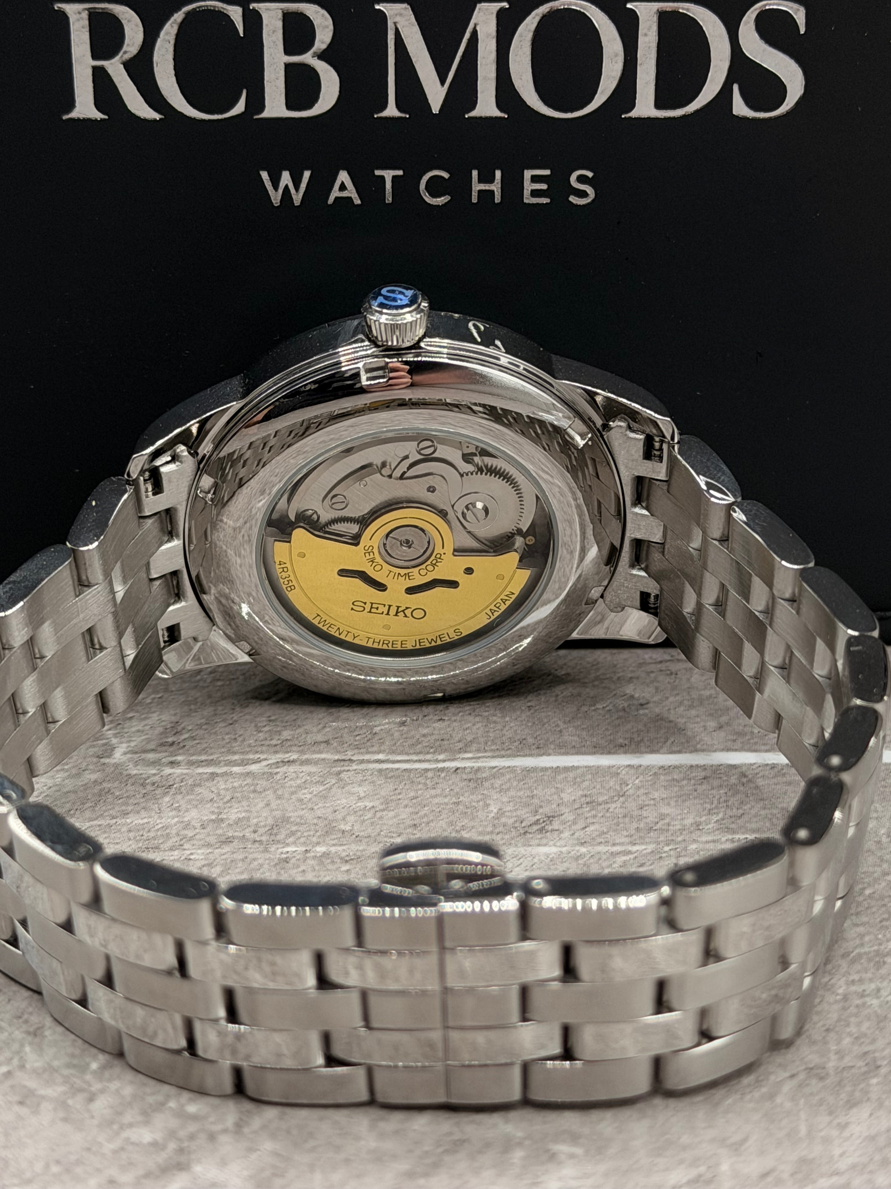 Presageiko White Steel